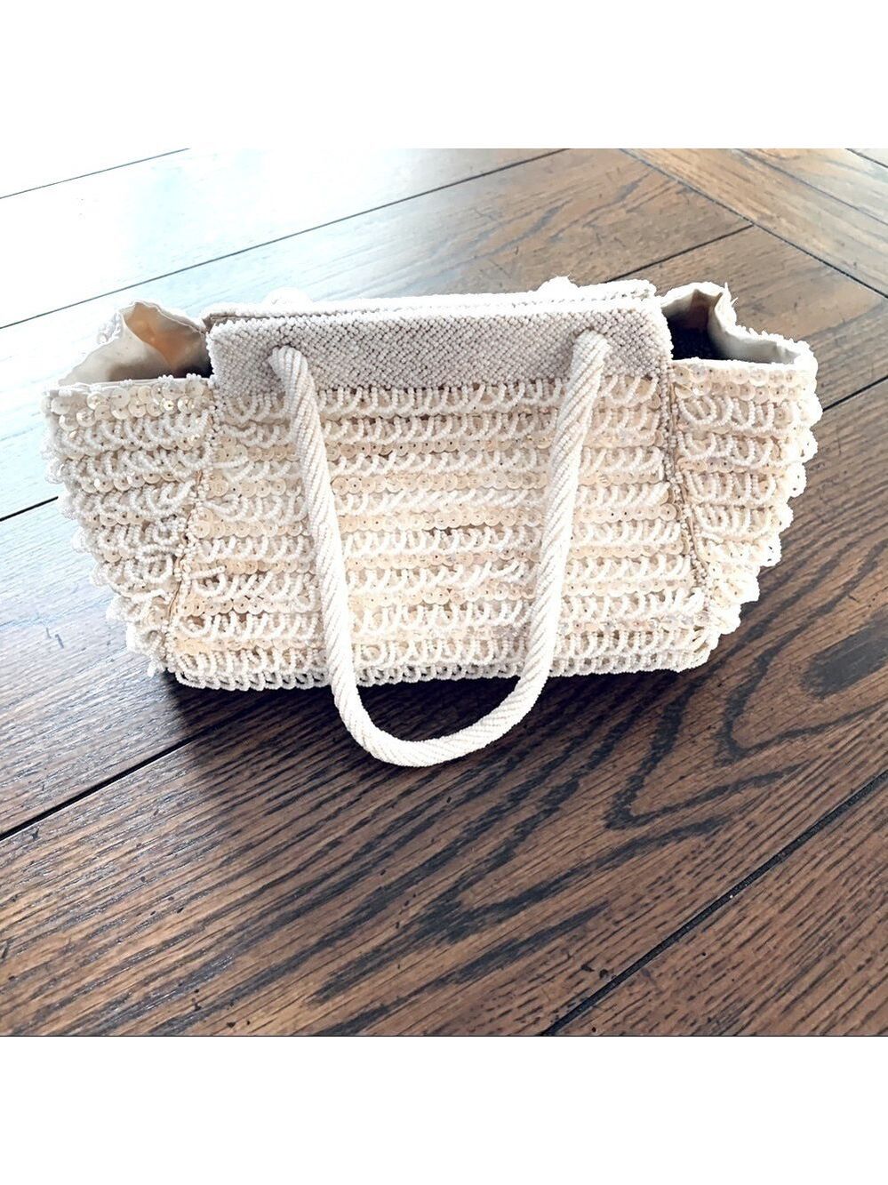 𝅺WALBORG By Hand Sequin & Beaded Vintage Hand Bag.